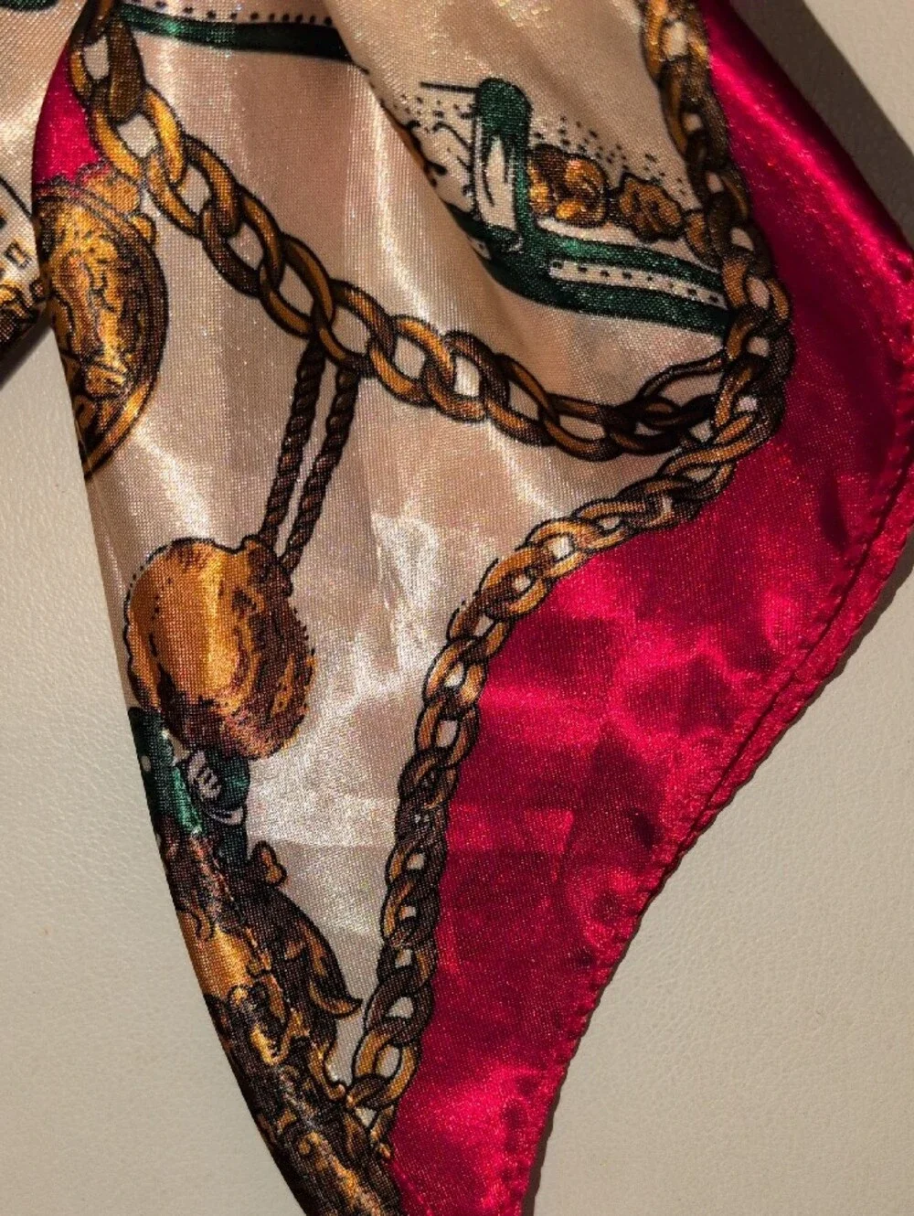 Isabella Red and Cream Chain-Print Scarf Keyring